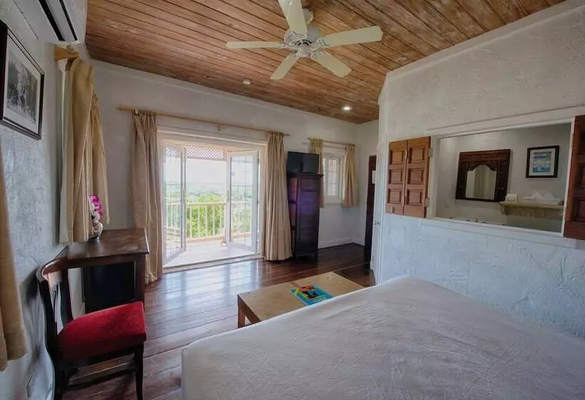 ベッドアンドブレックファースト A Stone's Throw Away