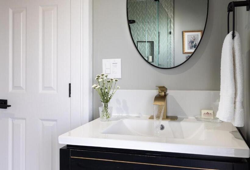 민박 Bayfront Marin House