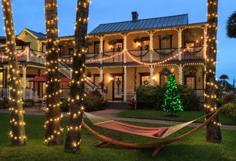 تختخواب و صبحانه Bayfront Marin House