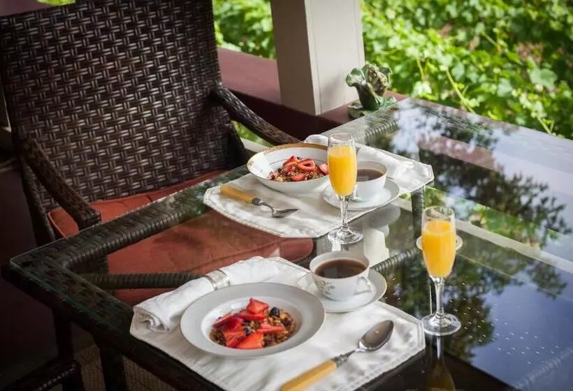 민박 Craftsman Inn