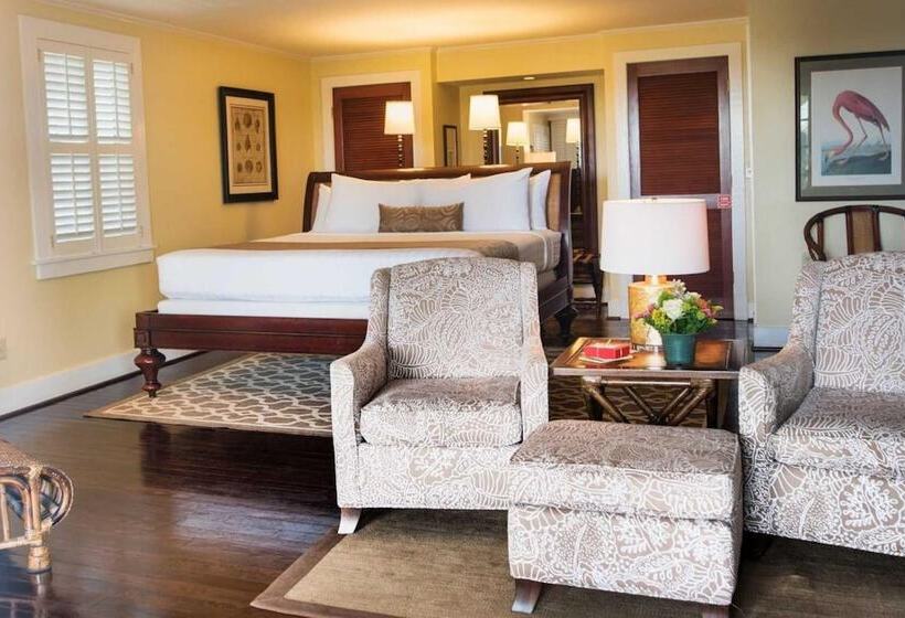 Bed and Breakfast Elizabeth Pointe Lodge