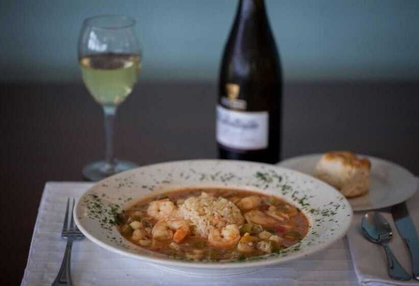 Bed and Breakfast Elizabeth Pointe Lodge