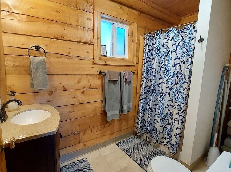 צימר Hatcher Pass Cabins