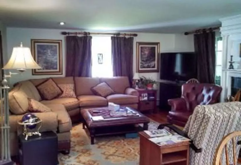 住宿加早餐 House On Main Street