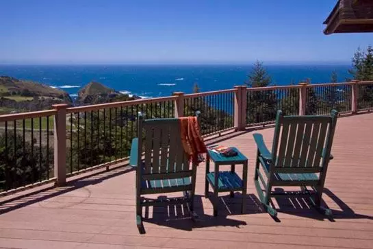 민박 Little River Inn