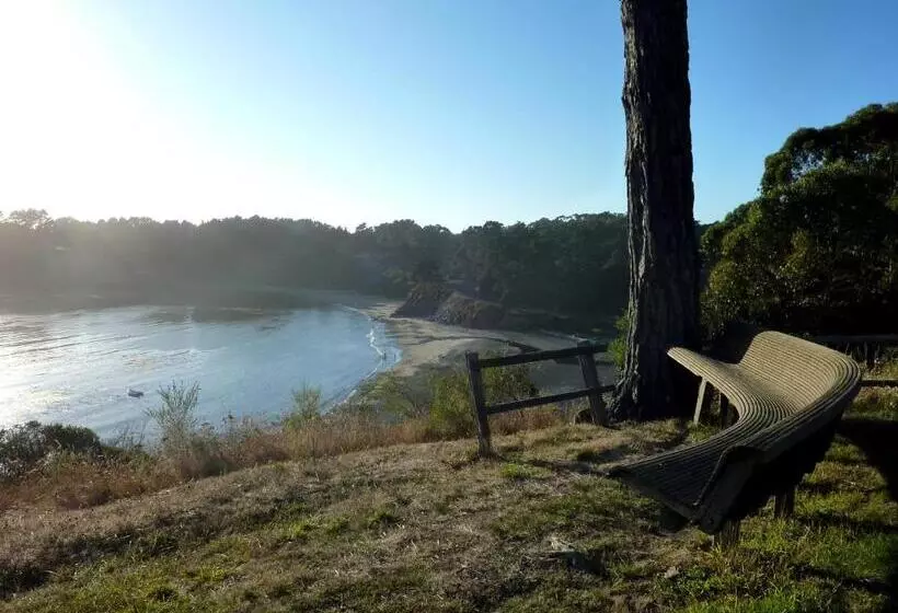 민박 Little River Inn