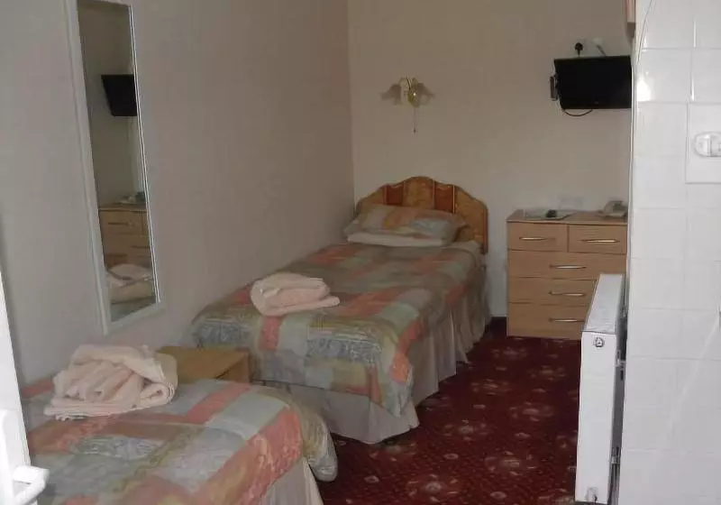 مبيت وإفطار Morefield Motel