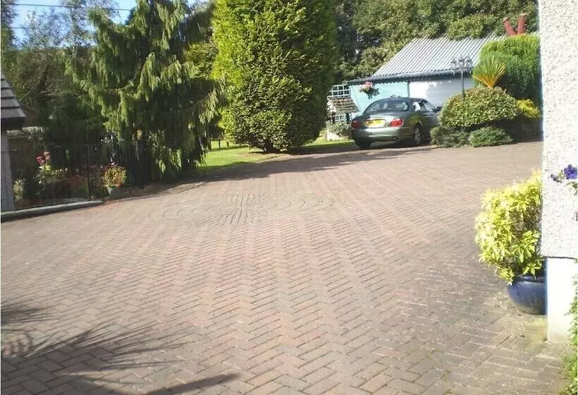 ベッドアンドブレックファースト Shawlee Cottage