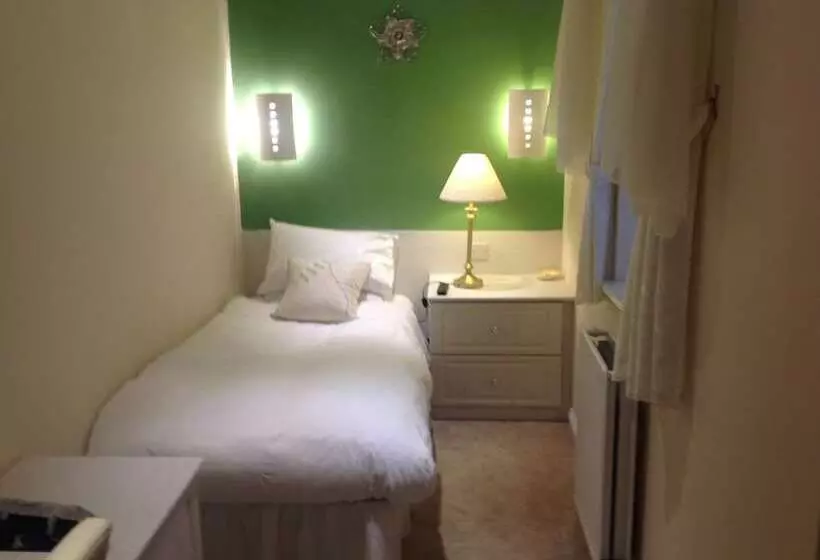 ベッドアンドブレックファースト Shawlee Cottage