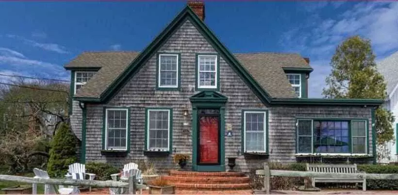 تختخواب و صبحانه Snug Cottage