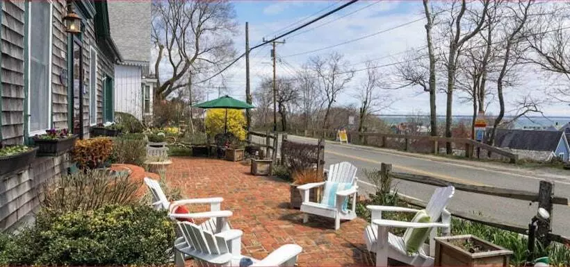 تختخواب و صبحانه Snug Cottage