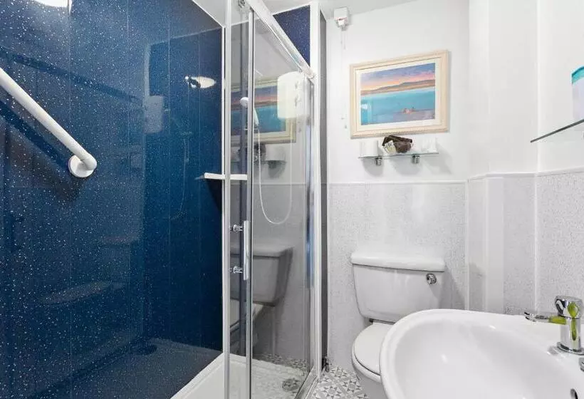 Bed and Breakfast South View