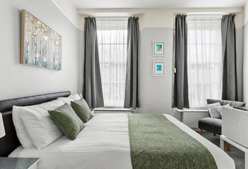 Bed and Breakfast South View