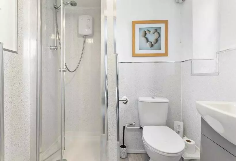 Bed and Breakfast South View