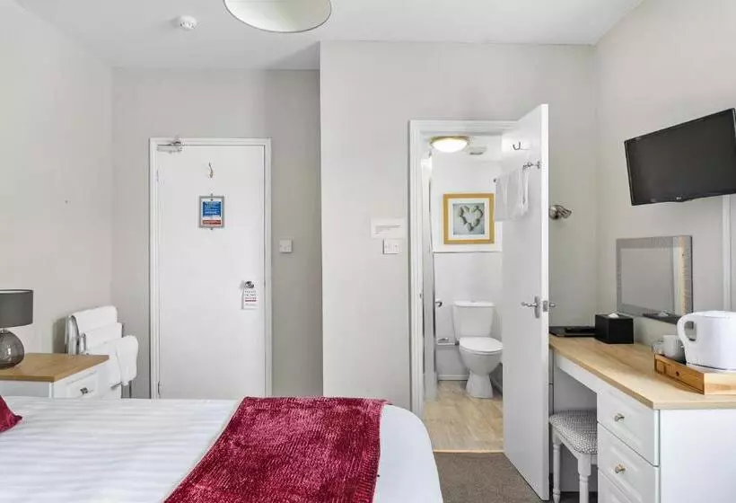 Bed and Breakfast South View