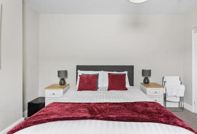 Bed and Breakfast South View