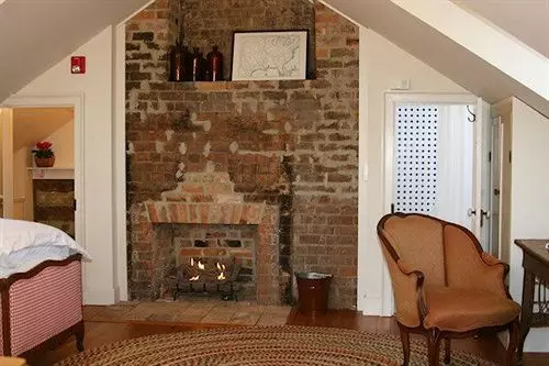 민박 The Inn At Bingham School