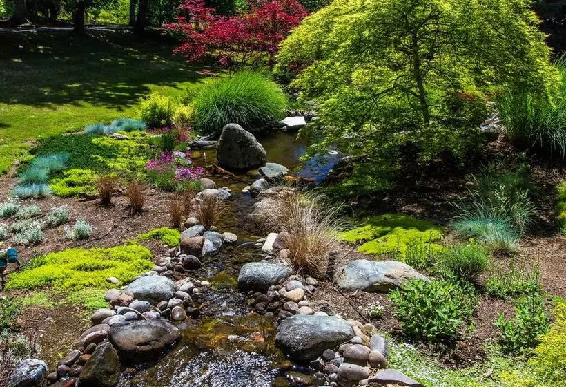 ベッドアンドブレックファースト The Willows