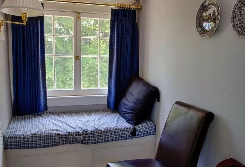 ベッドアンドブレックファースト The Willows