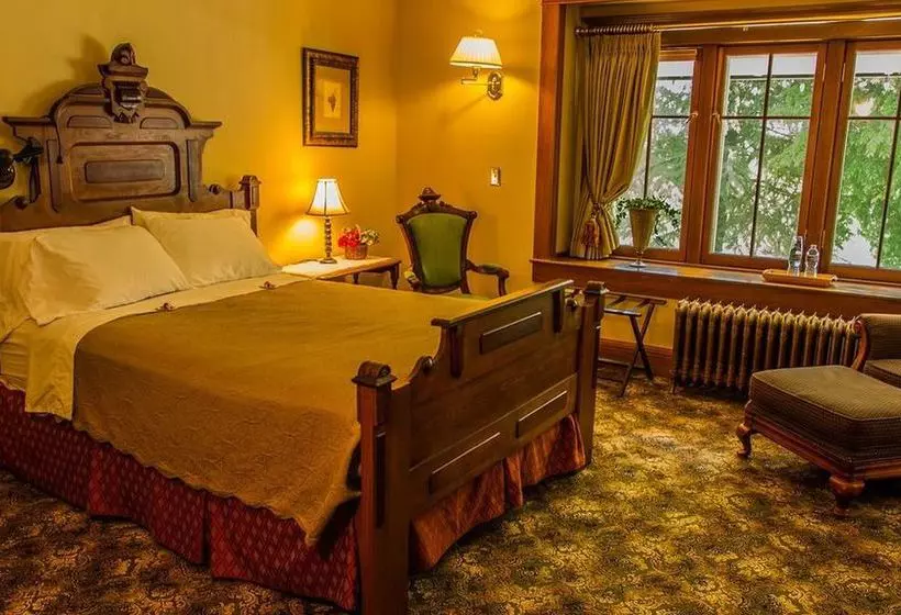 ベッドアンドブレックファースト The Willows