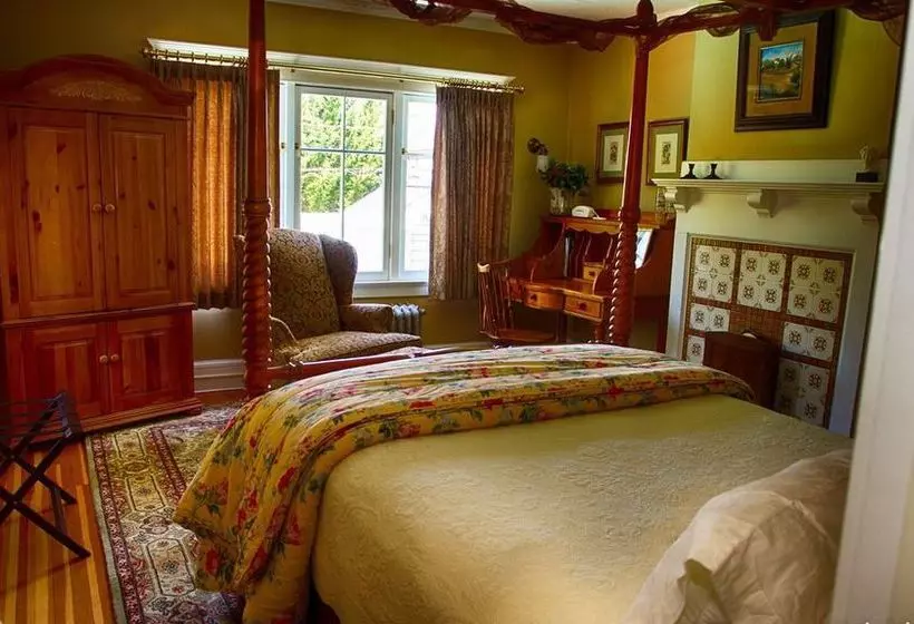 ベッドアンドブレックファースト The Willows