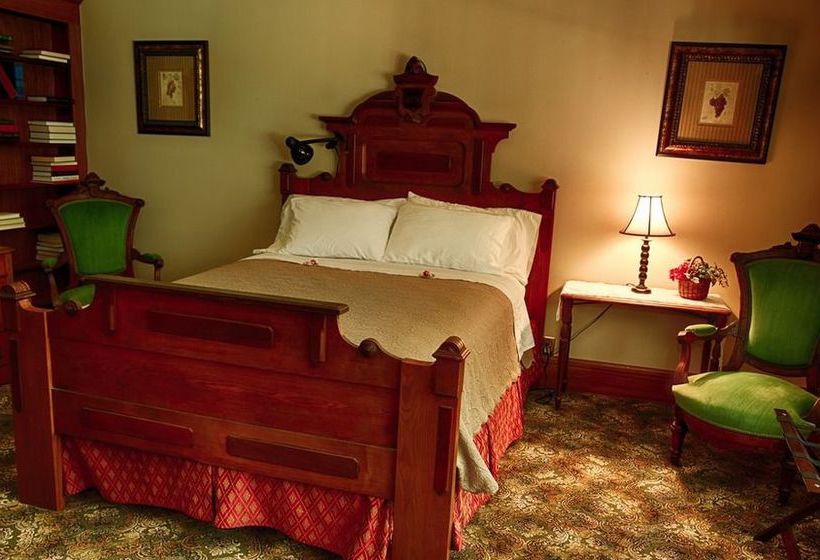 住宿加早餐  The Willows