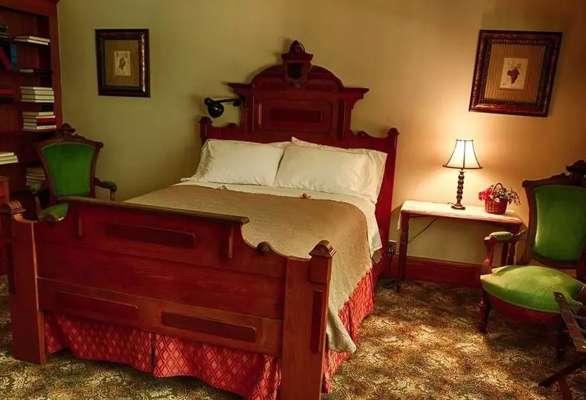 ベッドアンドブレックファースト The Willows