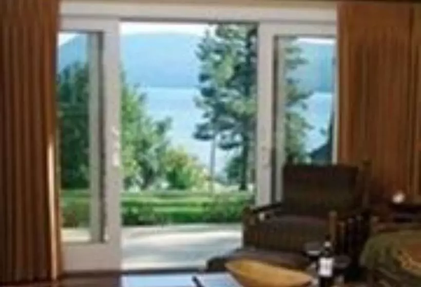 ベッドアンドブレックファースト Willoughvale Inn