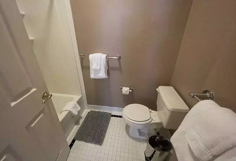 Bed and Breakfast China Clipper Inn