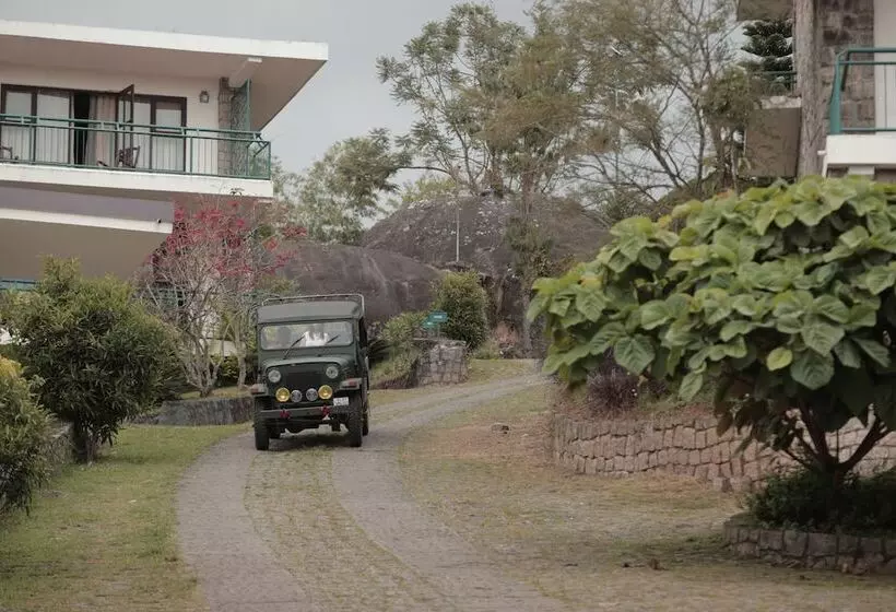 酒店 Ayur County Resort