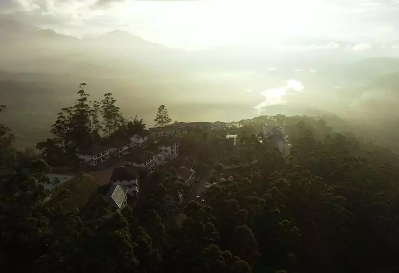 酒店 Ayur County Resort