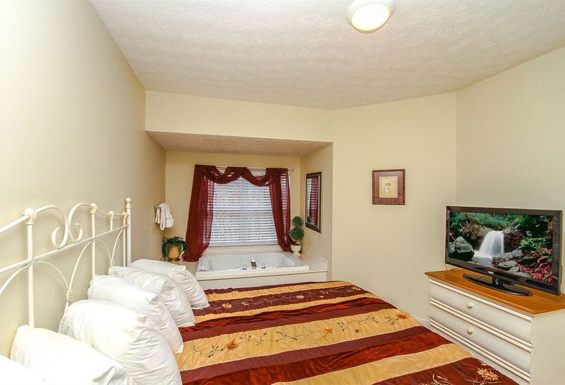 בית מלון כפרי Golfview Vacation Rentals at Golfview Resort