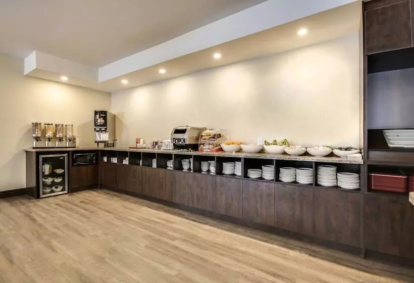 酒店 Hôtel Marineau Shawinigan