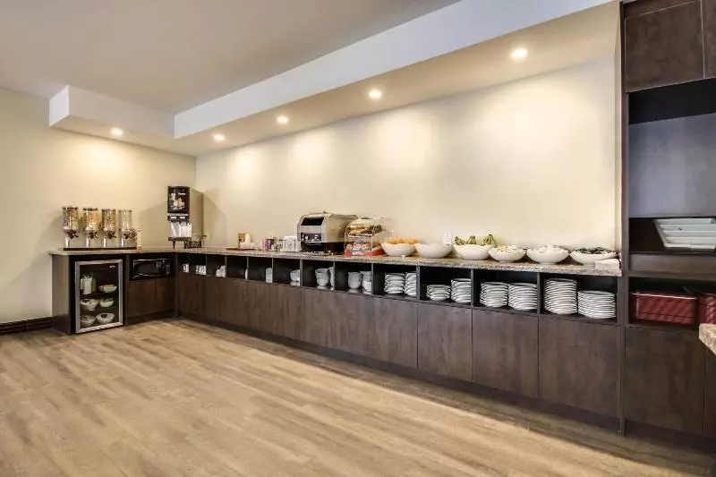 酒店 Hôtel Marineau Shawinigan