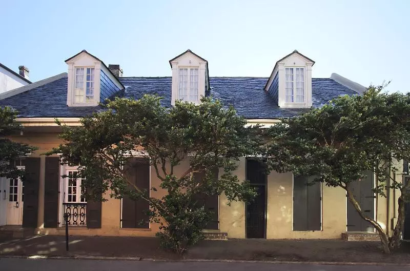 호텔 Inn On Ursulines, A French Quarter Guest Houses Property