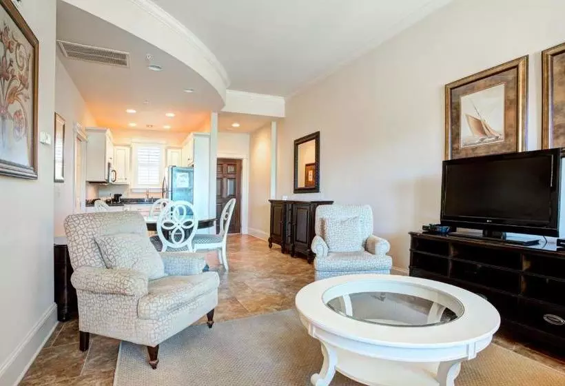 هتل Sea Gate Inn By Sea Palms Resort