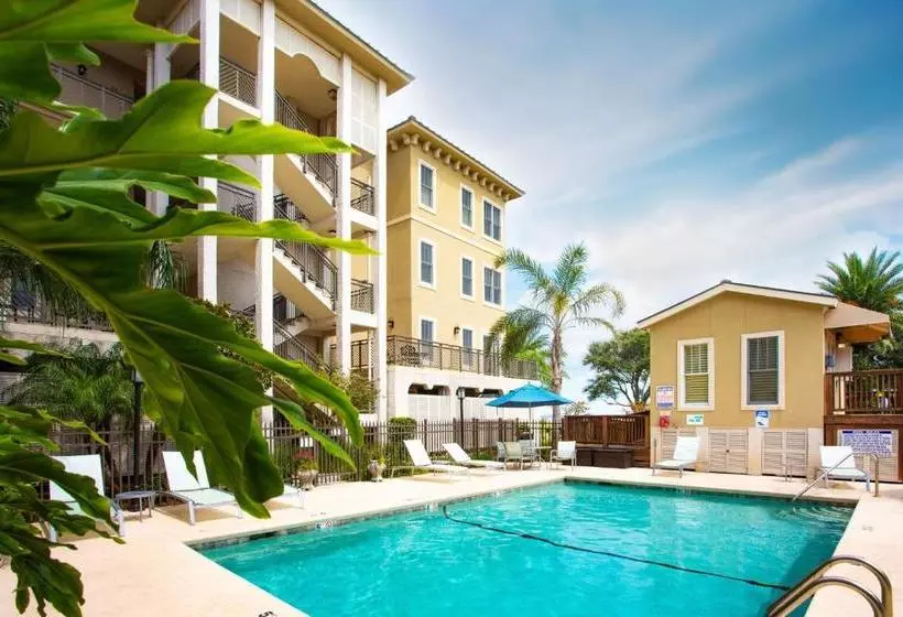 هتل Sea Gate Inn By Sea Palms Resort