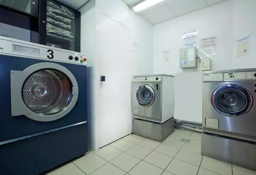 ホテル Séjours & Affaires Saint Etienne Jules Ferry