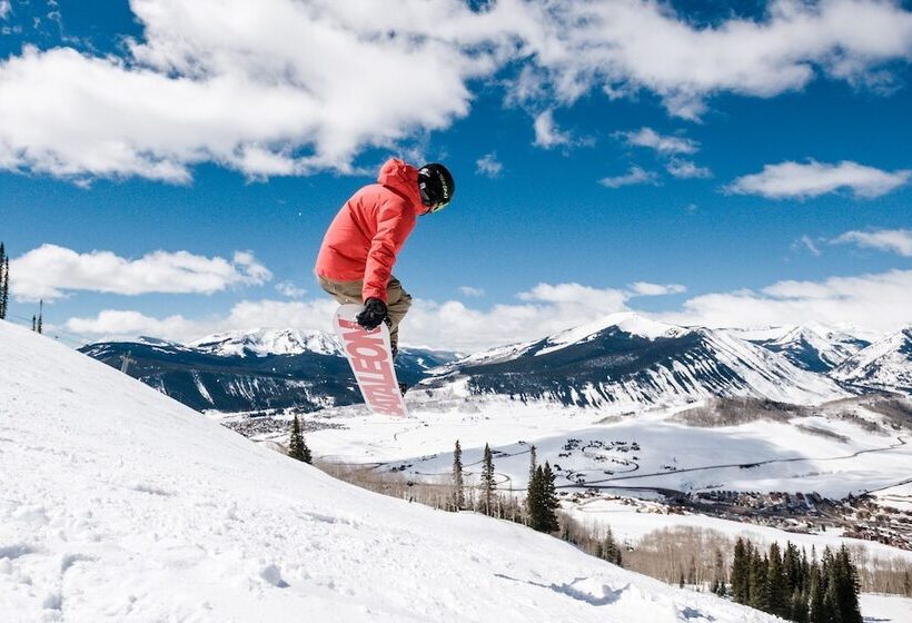 Отель Westwall Lodge