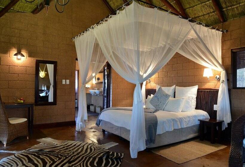 Hotel Zwahili Game Lodge & Spa