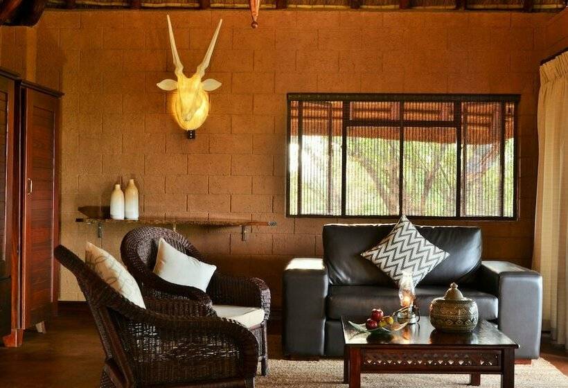 Hotel Zwahili Game Lodge & Spa