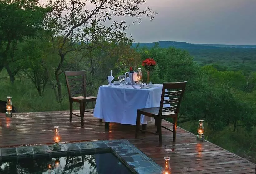 Hotel Zwahili Game Lodge & Spa