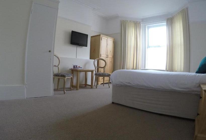 פנסיון Heatherleigh B&b And Flat