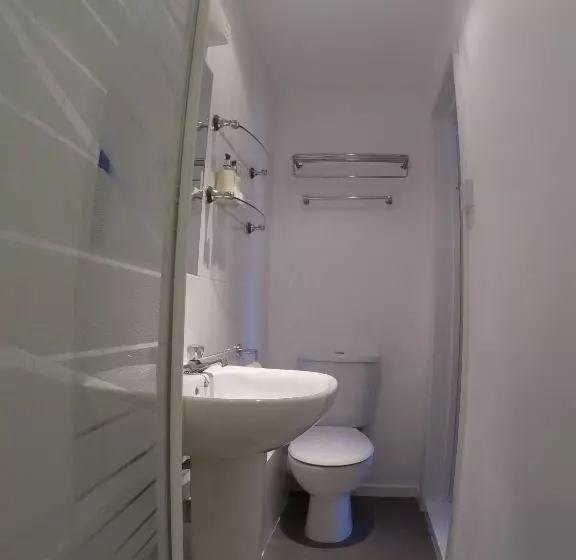 ペンション Heatherleigh B&b And Flat