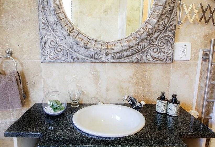 פנסיון Supertubes Guesthouse