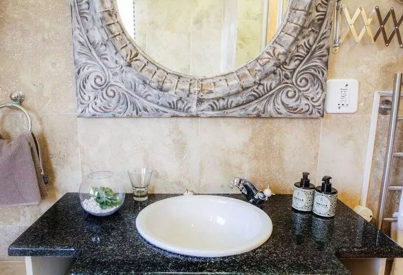 פנסיון Supertubes Guesthouse