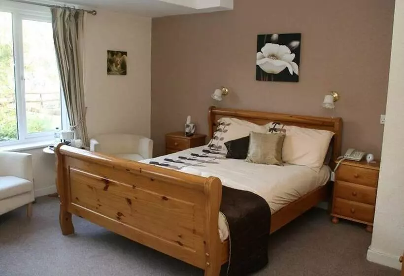 ペンション The Royal Lodge