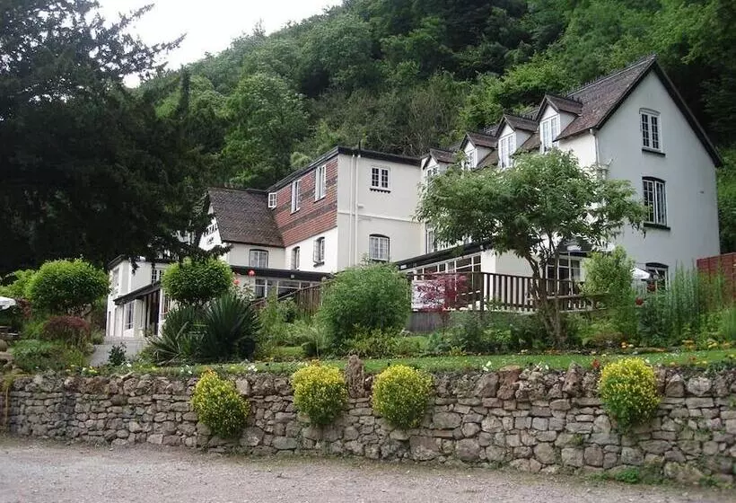 ペンション The Royal Lodge