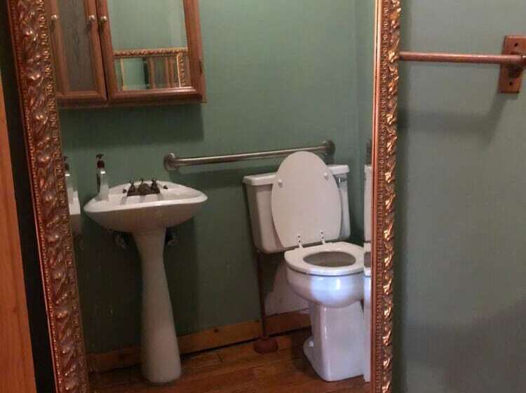 Smokies Bed And Breakfast