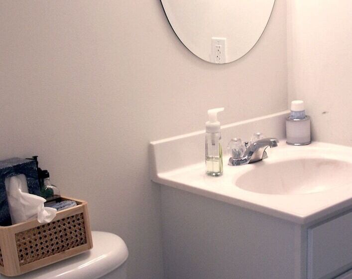 The Baywood Bed & Breakfast